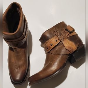 Sonora Fold Over Buckle Cowboy Boots sz 8.5